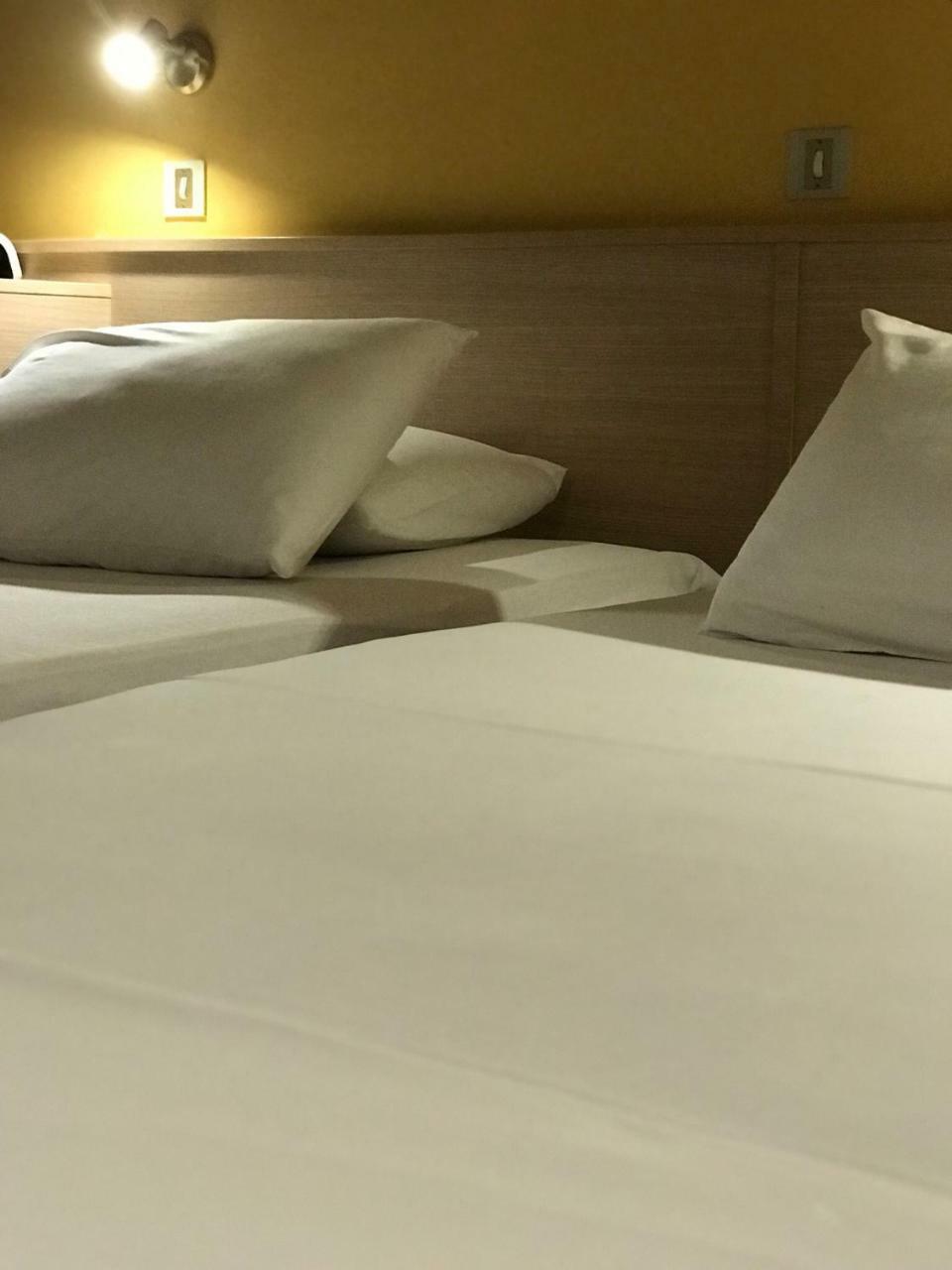 Galaxy Hotel Karystos  Luaran gambar